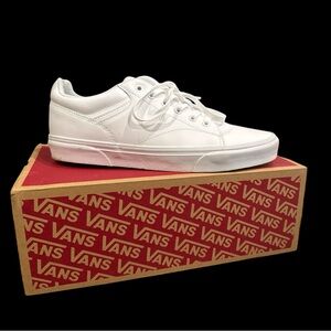 Vans Seldan Sneaker - Men's Size 10